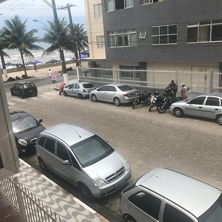 Apartamento no edificio Abaeté Appartamento Mongaguá Esterno foto