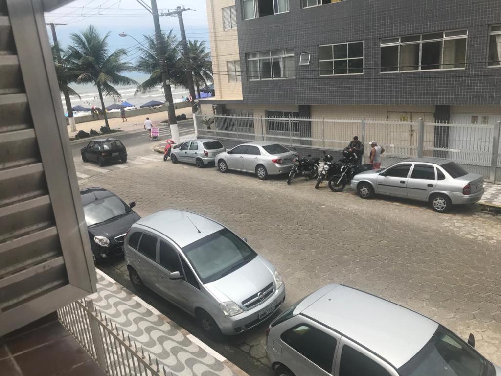 Apartamento no edificio Abaeté Appartamento Mongaguá Esterno foto